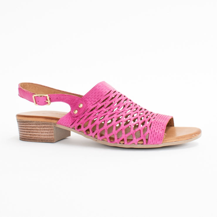 Cabello Alaca Fuchsia Sandal front. Size 42 womens shoes