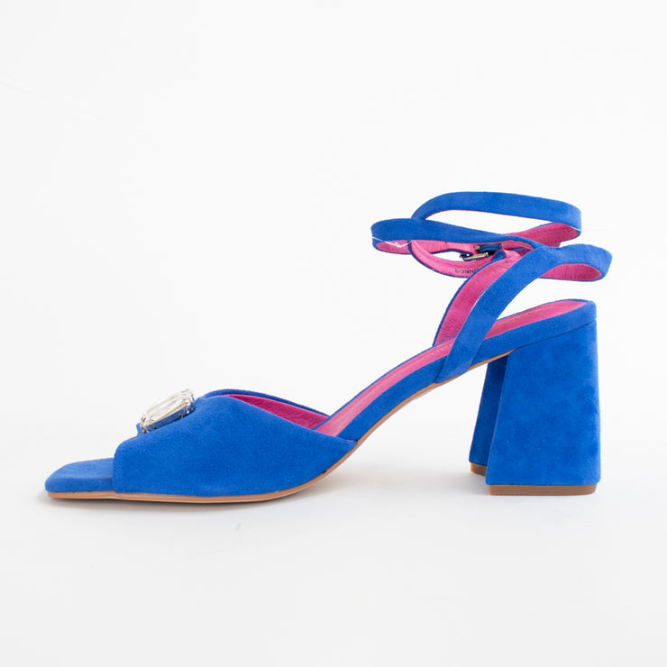 Tamara London Bonnie Electric Blue Suede Sandals inside. Size 45 womens shoes