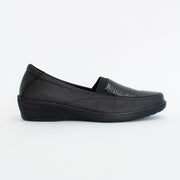 Cabello Cube Black Shoes side. Size 42 womens shoes