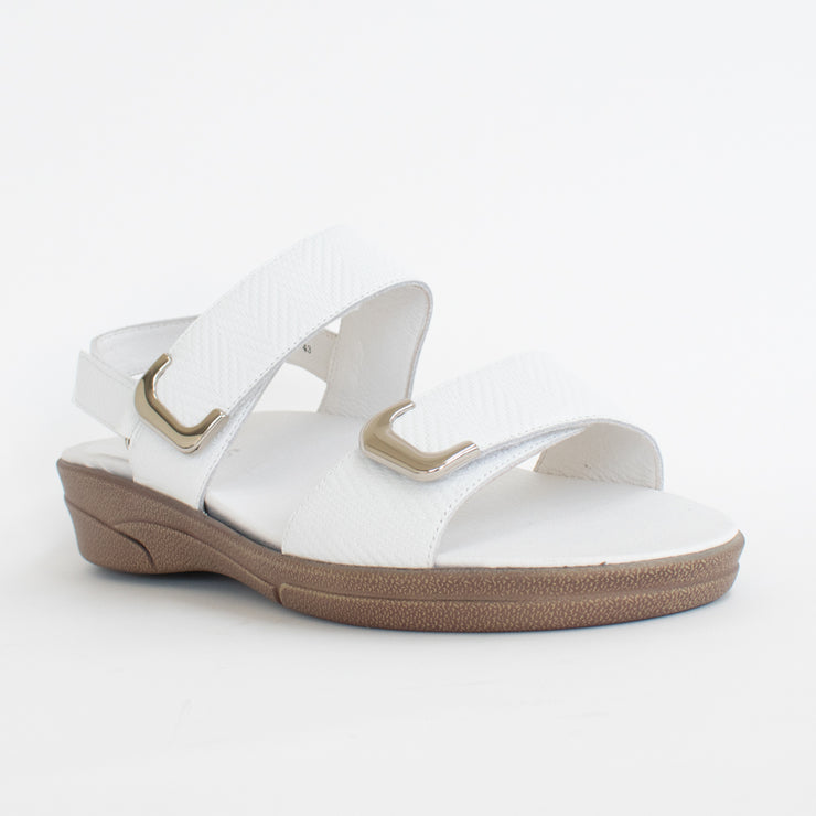 Klouds Elegance Luxe Embossed White Sandals front. Size 43 womens shoes