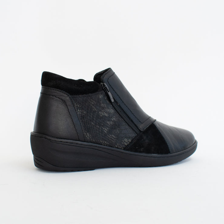 Cabello Morgan Black Combo back. Size 44 womens shoes