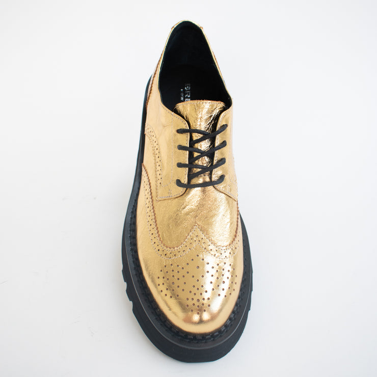 Bresley Slant Dk Gold Wrinkle Shoes top. Size 42 womens shoes