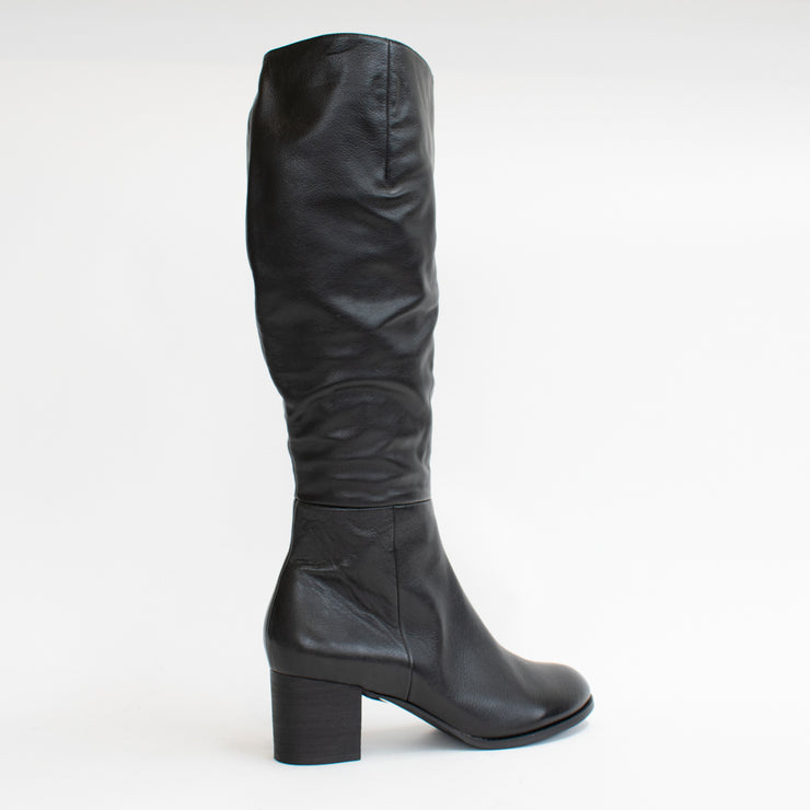 Django and Juliette Black Black Heel Long Boot back. Size 44 womens shoes